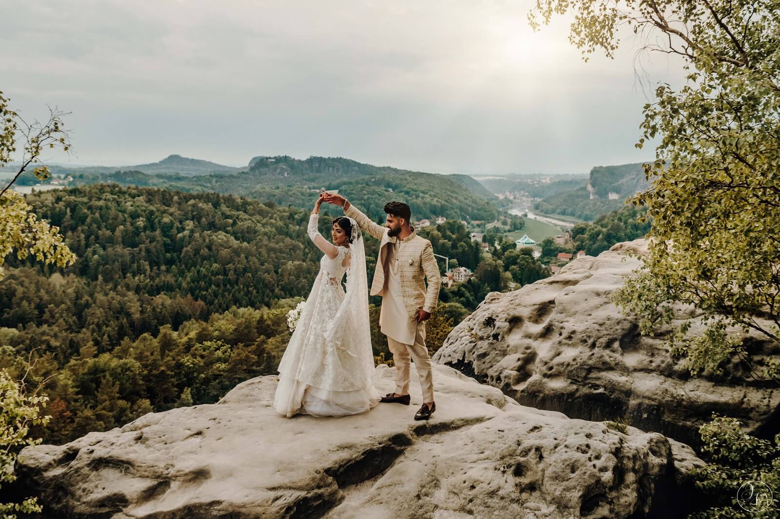 Brautpaarshooting in den Bergen - Sächsische Schweiz - After-Wedding-Shooting
