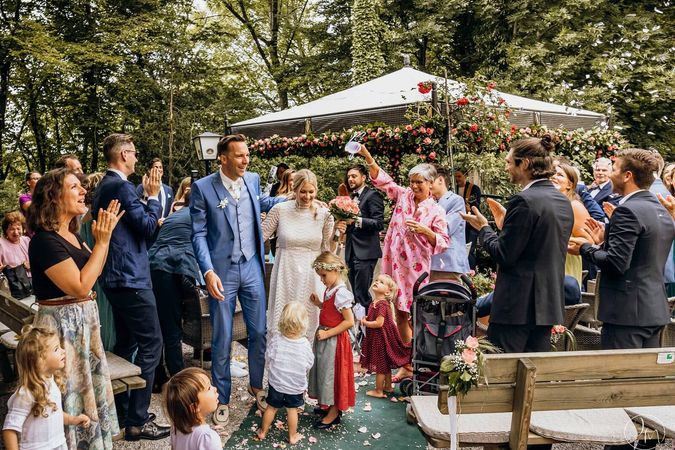 Hochzeit mit freier Trauung im Freisinger Hof, München – Julia & Florian